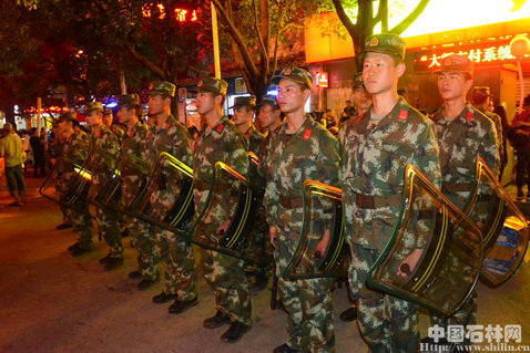 6、威武保安全