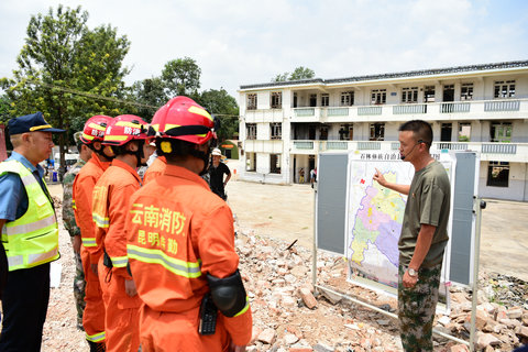 安排部署鹿阜街道救援工作