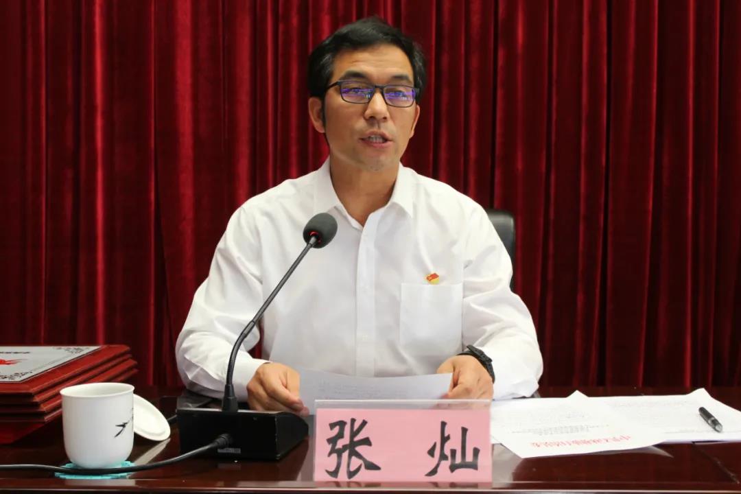 石林县召开创建文明城市先进表扬,"五个先锋"创建,国家卫生城市复审暨