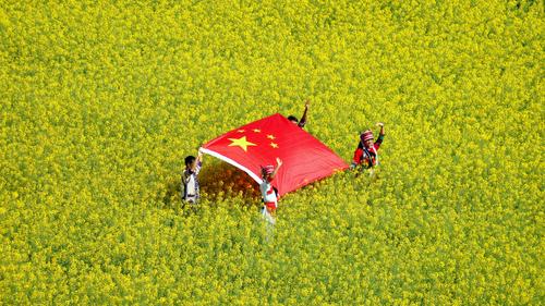 我爱我的祖国（赵国洪摄）