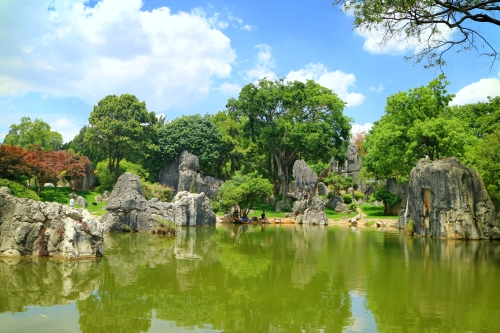 图二    幽池（李昆摄）