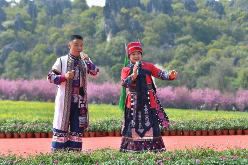 情歌对唱（李昆摄）